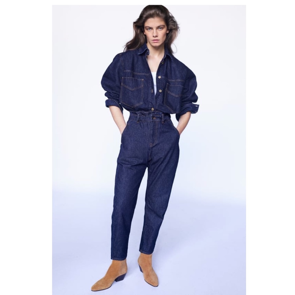 Zara Z1975 BAGGY PAPERBAG JEANS
Indigo 0/5862/168/405/34 size 26. (Us 2)